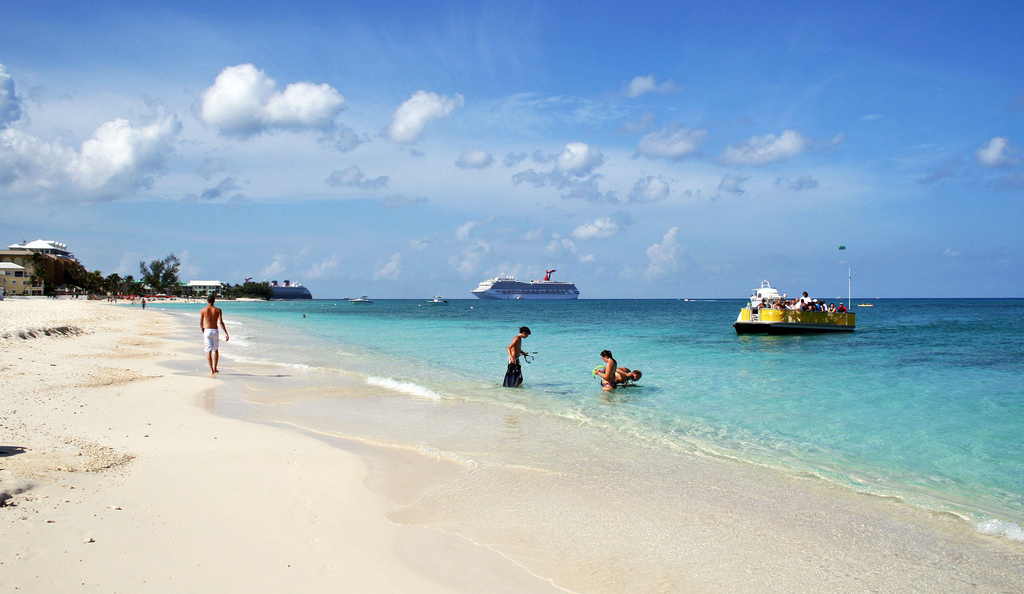 Seven Mile Beach - Cayman Islands